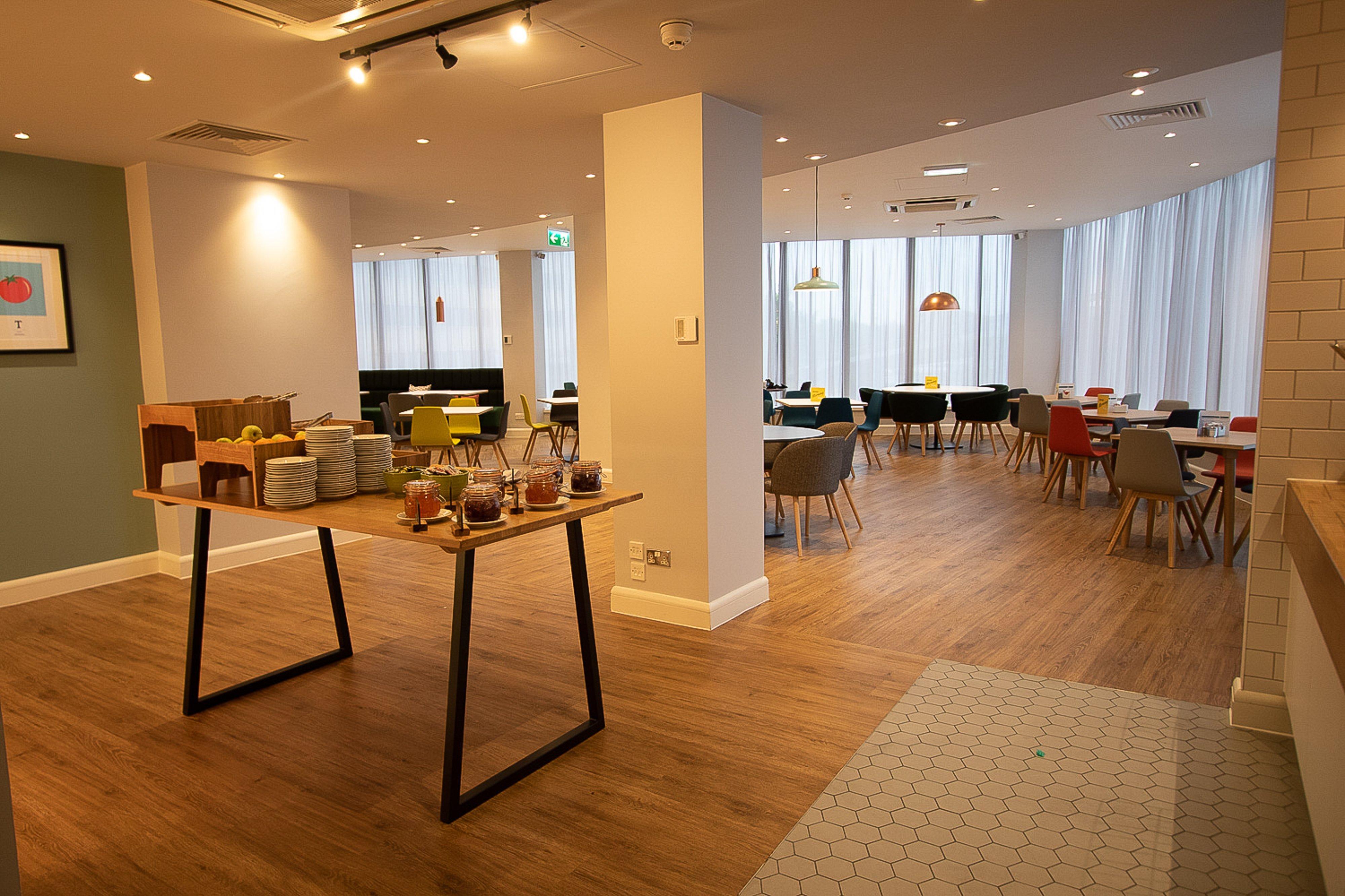 Holiday Inn Preston By Ihg Экстерьер фото