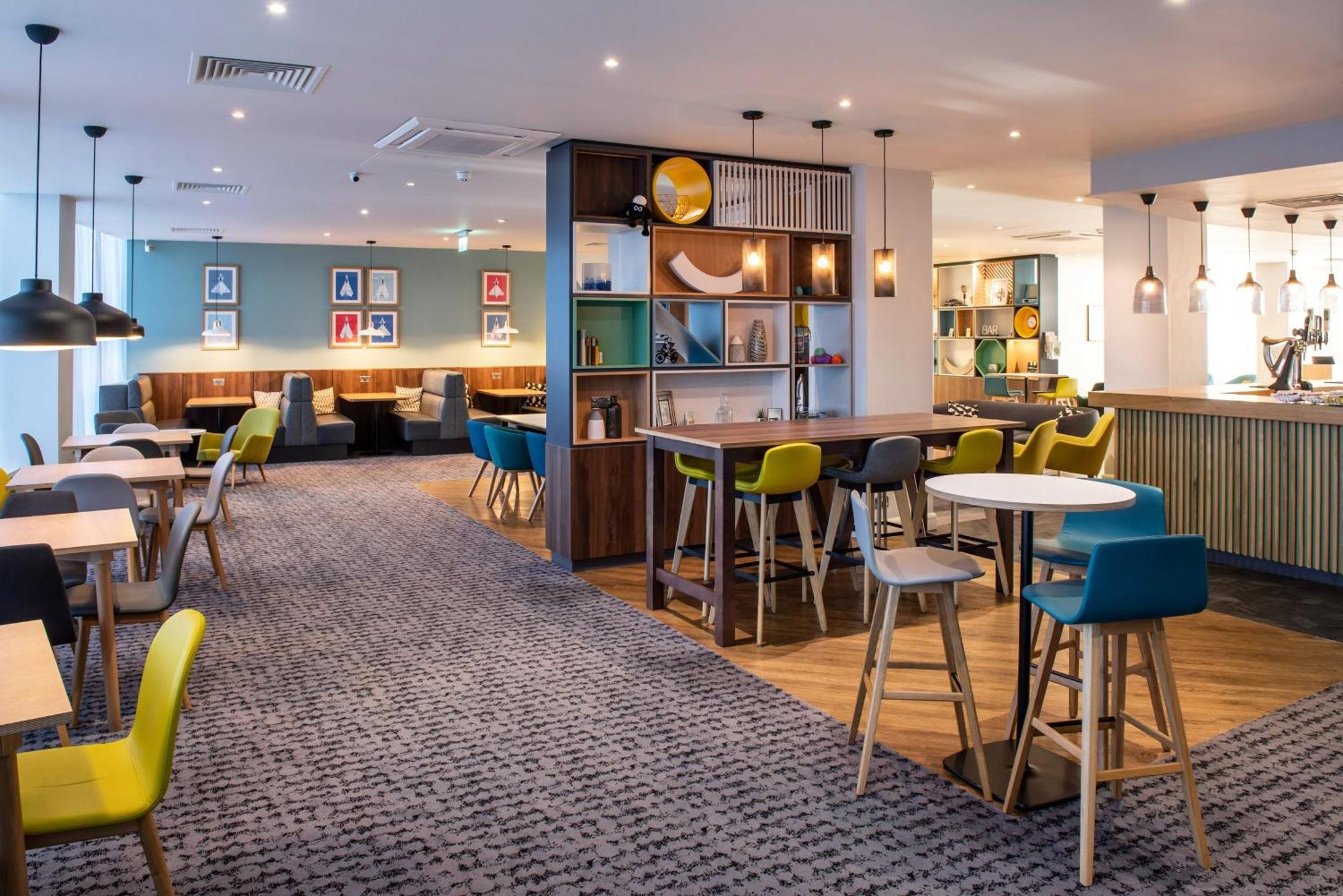 Holiday Inn Preston By Ihg Экстерьер фото